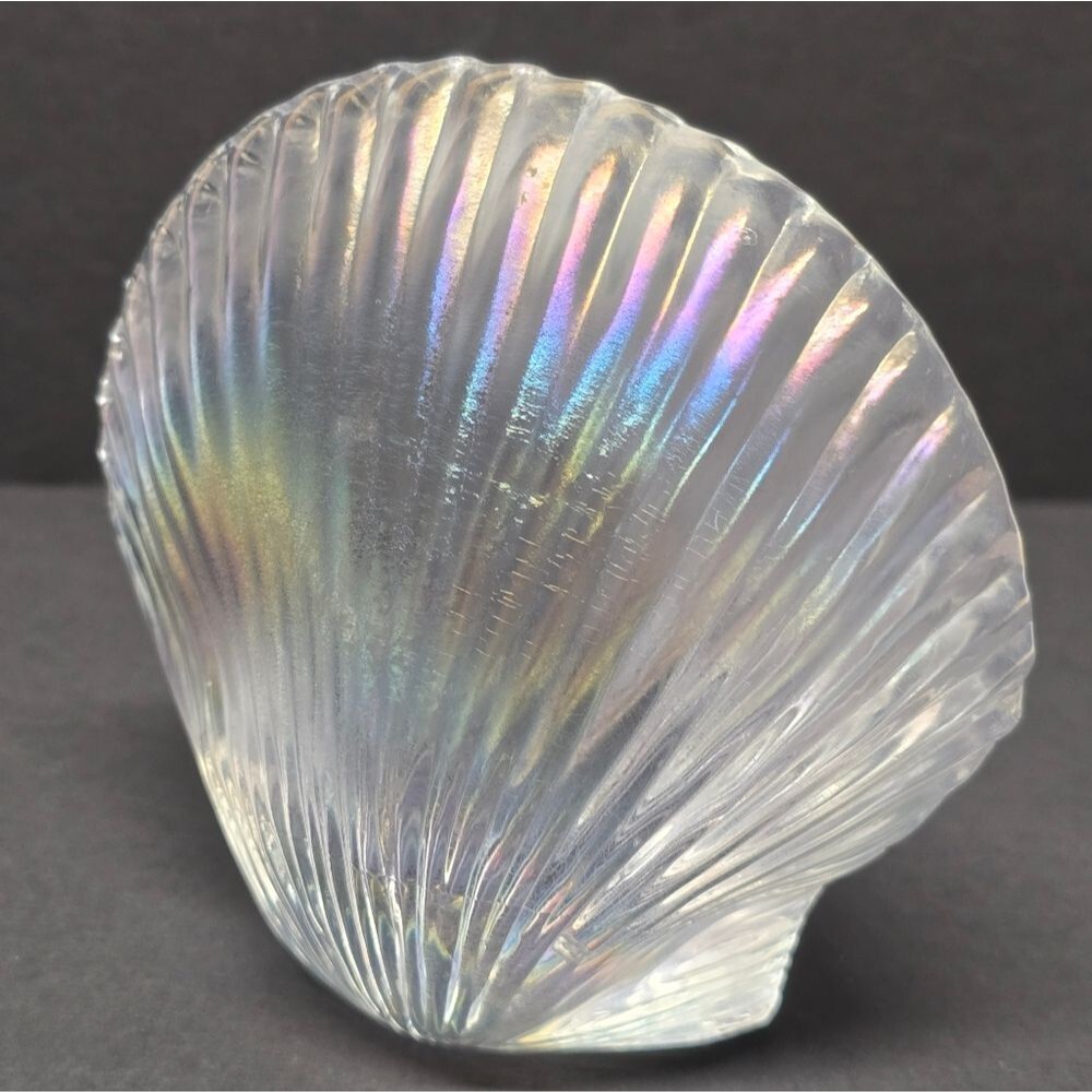 Silvestri Luminescent Iridescent Glass Art Scallop Seashell Paperweight Vintage
